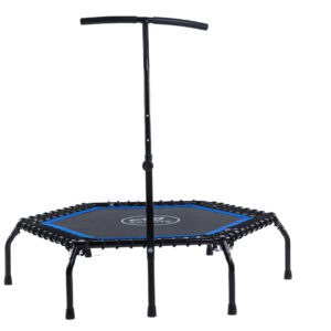 Fitness trampoline vooraanzicht met stang en handvaten
